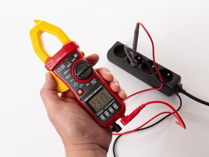 Produktbild Velleman DIGITALE STROMZANGE - CAT III - 600 V - AC/DC - NCV - MIT DATA-HOLD-FUNKTION (CAT III 600V)