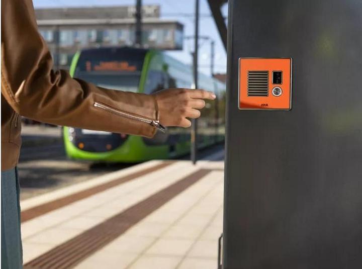 Actual product image Axis I7010-VE Safety (Cable, Ethernet)