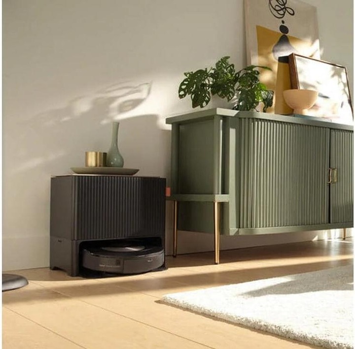 Actual product image iRobot Roomba Combo j9+ (Vacuum mopping robot)