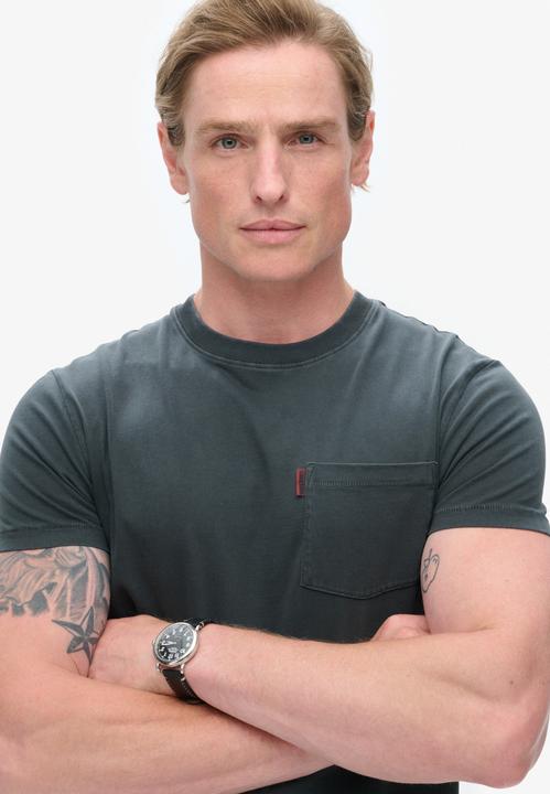 Actual product image Superdry Essential Washed Pocket Tee (L)