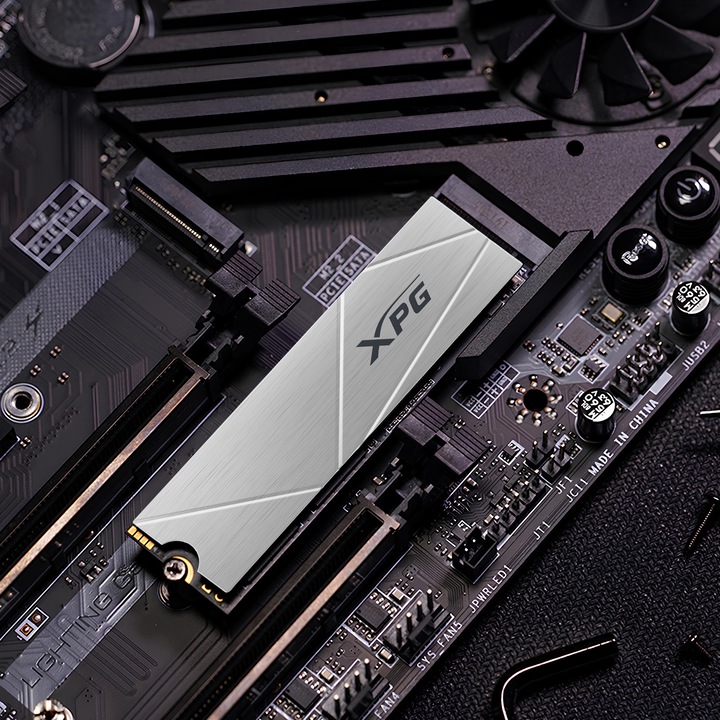 Image du produit Adata XPG GAMMIX S60 BLADE 2 TB (PCIe 4.0 x4, NVMe, M.2 2280) (2000 Go, M.2 2280)