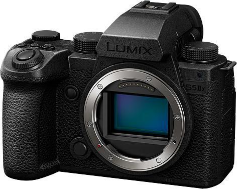 Actual product image Panasonic Lumix S5IIX Kit (20 - 60 mm, 24.20 Mpx, Full frame)