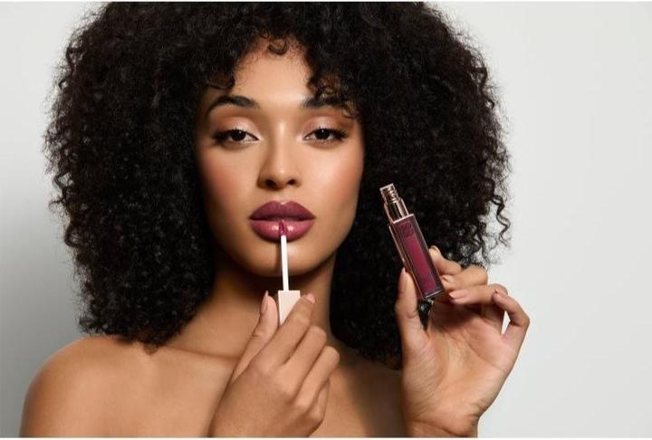 Produktbild Sosu Cosmetics - Lip gloss Shimmer (Lip Glaze) 6 ml - Shade: Berry Sweet (Berry Sweet)