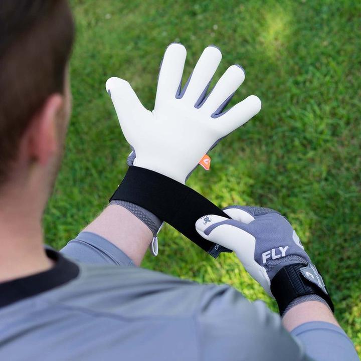 Immagine prodotto Catch & Keep Guanti da calcio Fly Grey Soul Taglia 10 Guanti da portiere grigi (10)