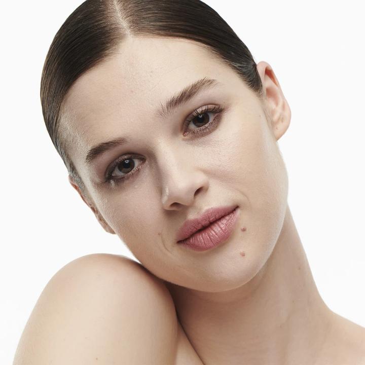 Image du produit MAC Cosmetics M.A.C. Studio Rad Serum Pow Fond de Teint NC10 (N° NC10)