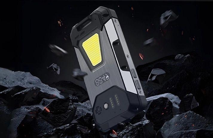 Produktbild Unihertz Tank Mini -puhelin, 256/12 Gt (256 GB)