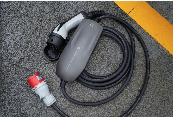 Actual product image Wissenergy P60 (Type 2, 11 kW, 16 A, CEE 16)