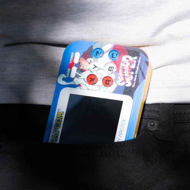 Actual product image Sombo Retro Pocket Player Street Fighter II