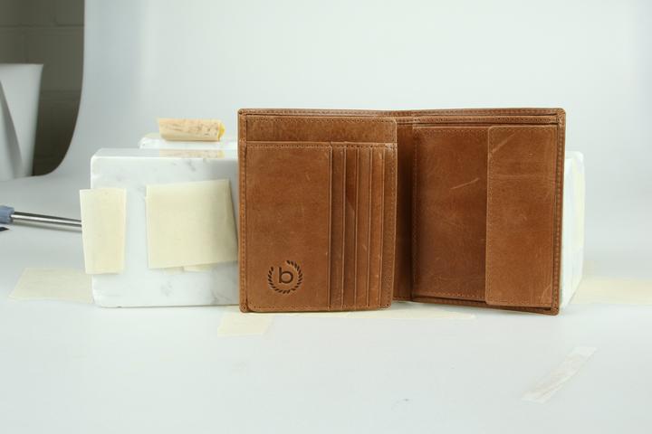 Actual product image Bugatti Volo