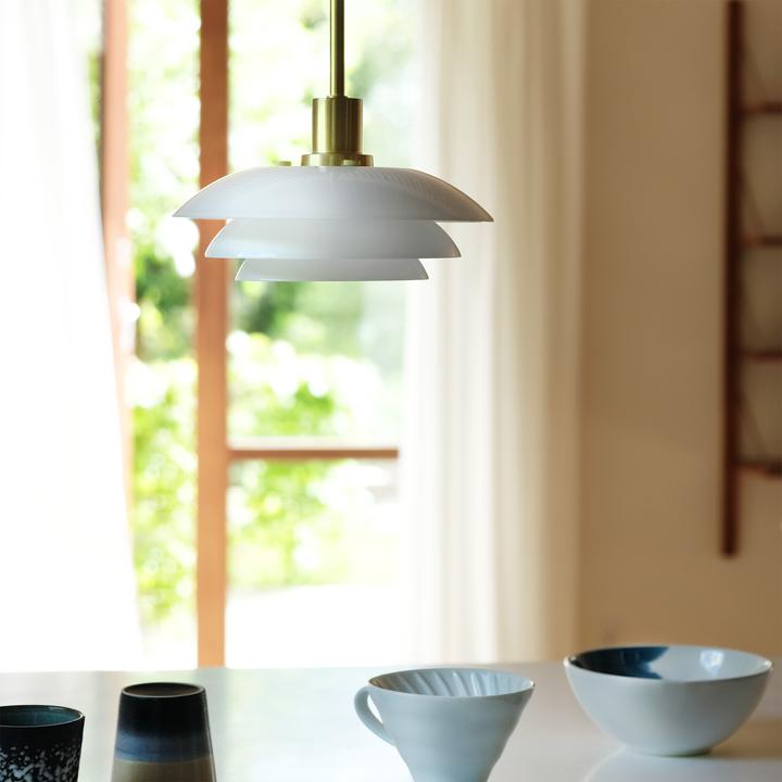 Produktbild Dyberg Larsen DL31 opal / brass pendant (8214) (E27)