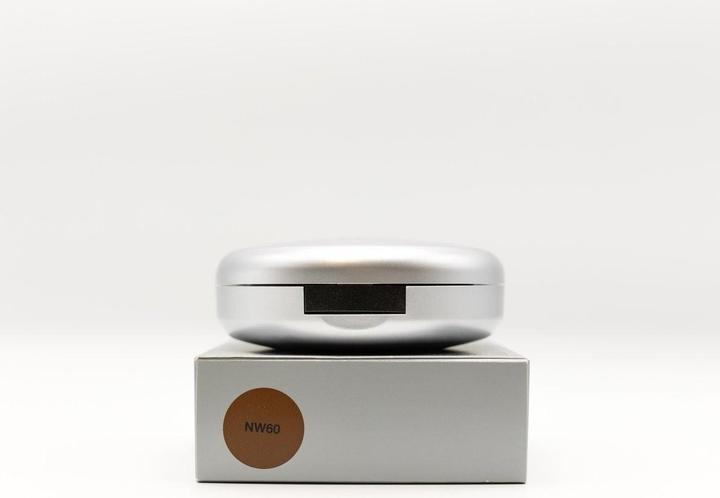 Actual product image MAC Cosmetics Studio Fix Tech Cream-To-Powder Foundation (No. NW60)