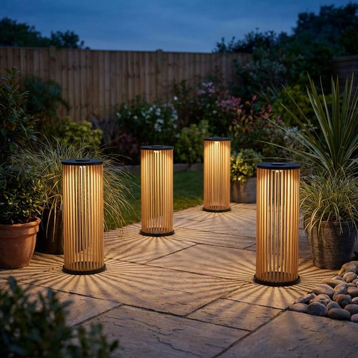 Produktbild Ideoon 4er-Set Stilvolle Solar-Laterne aus Bambus 60cm – Warmweisse LED Gartenleuchte