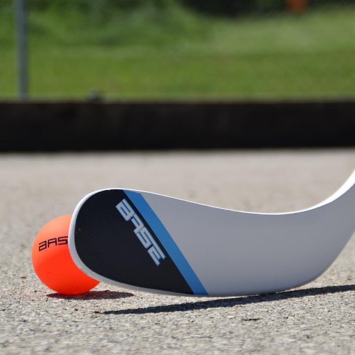 Actual product image Base Liquid Filled - Paper Box Orange Street Hockey Hockeyball