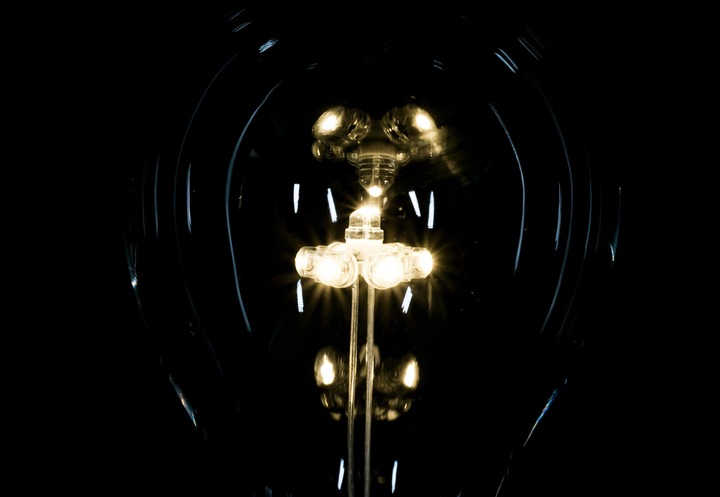 Actual product image Flyte Lamp Royal Levitation