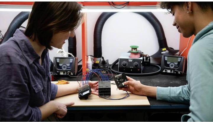 Produktbild Arduino AKX00051 - PLC-Starterkit