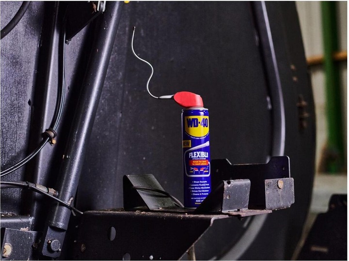 Actual product image WD-40 Creeping oil with flexible trunk (400 ml)