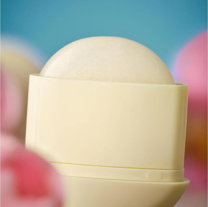 Actual product image Catrice EGG-CELLENT EASTER Caring Lip Balm (Lip balm)
