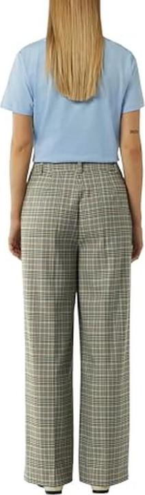 Actual product image Comma Identity 2155708 (40)