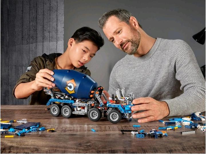 Actual product image LEGO Concrete mixer truck (42112, LEGO Technic)