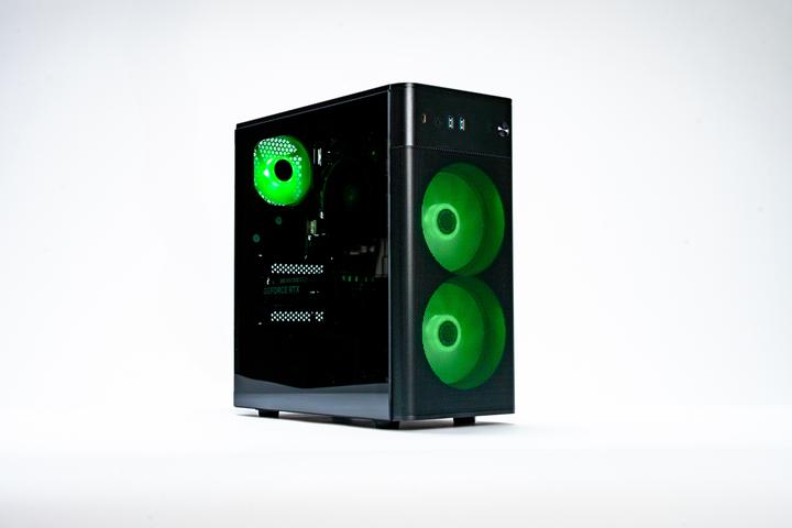Image du produit Medion Recon E45 (AMD Ryzen 5 5500, 16 Go, 1000 Go, GeForce RTX 4060)