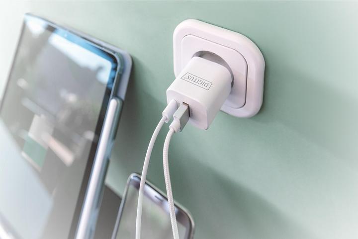 Produktbild Digitus USB Ladegerät 1x USB-A / 1x USB-C, 30W (30 W)