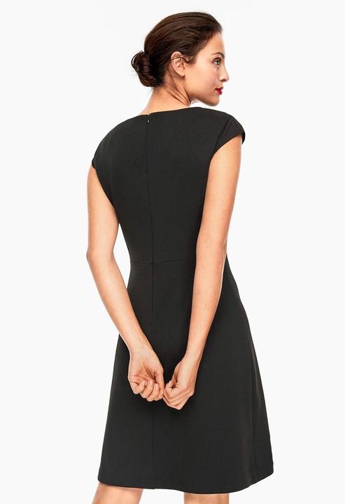 Produktbild s.Oliver Kleider (34)