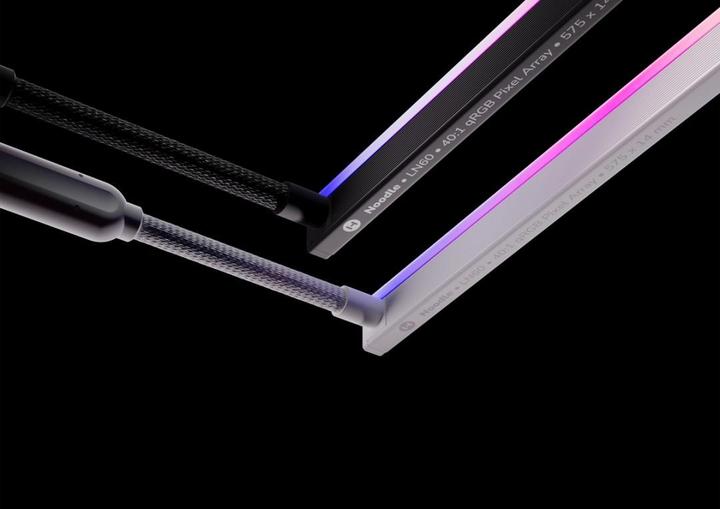 Actual product image Hyte LN70 NOODLE Light Strip, Black (Blue, Green, Red)
