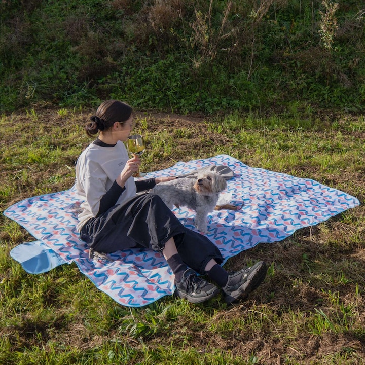 Produktbild Intirilife Faltbare Picknickdecke Wasserdicht