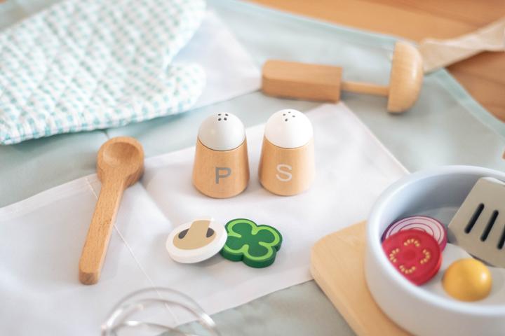 Actual product image UMU Cooking set