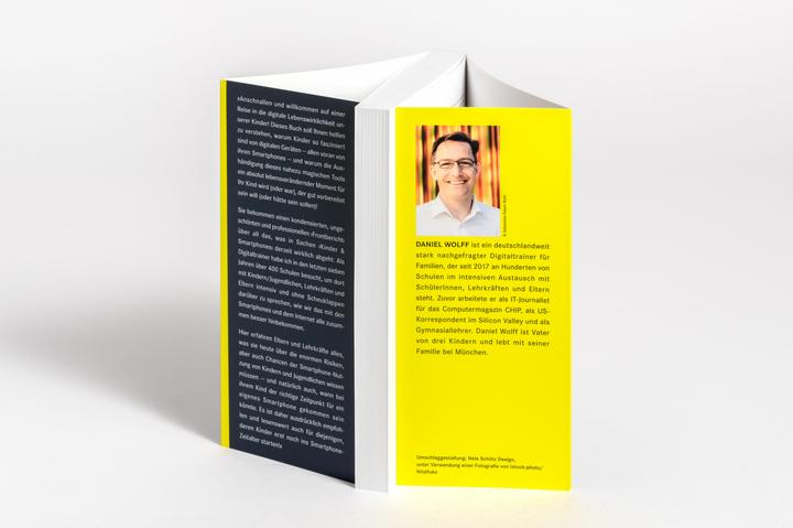 Actual product image Allein mit dem Handy: So schützen wir unsere Kinder (German, Daniel Wolff, 2024)