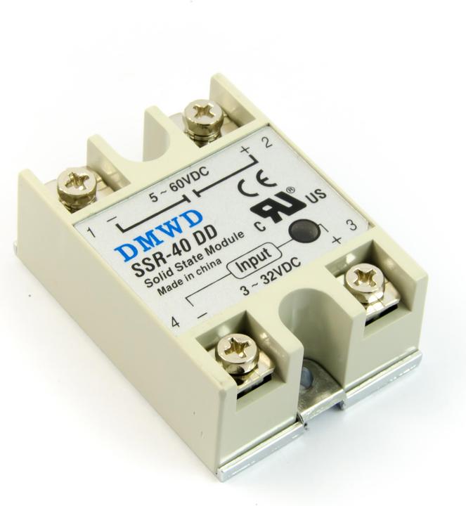 SSR 40DD, 40A DC Control DC Solid State Relay (relais à semi-conducteurs SSR 40DD, 40A DC Control DC Solid State Relay (relais à semi-conducteurs