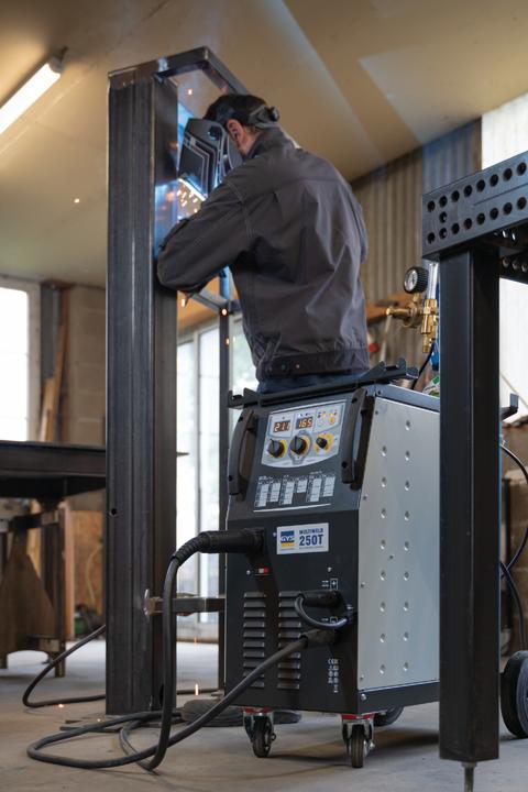Produktbild GYS Inverter Schweissgerät, MULTIWELD 250T