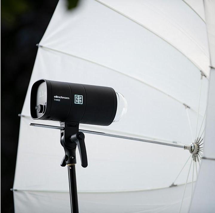 Actual product image Elinchrom THREE Off Camera Flash DUAL Kit (261 W, Set)