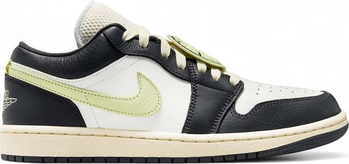 Image du produit Jordan 1 Low SE Fall League (Women's) (39)