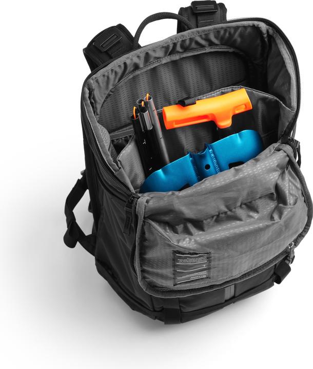 Actual product image D_b_ Backcountry (25 l)