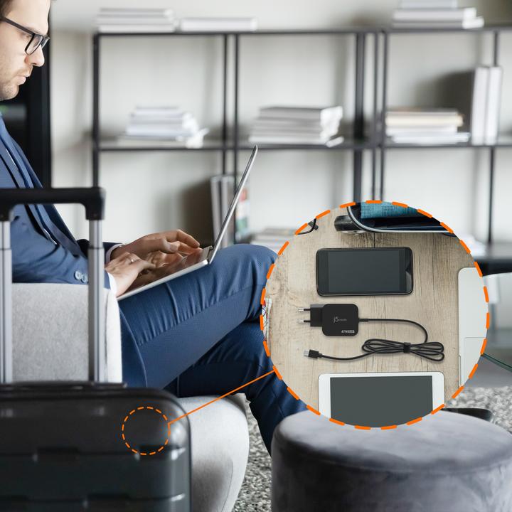 Image du produit j5Create JUP1565DCE3A-EN Mini chargeur PD 67W USB-C® GaN avec 3 types de connecteurs CC - EU (67 W)