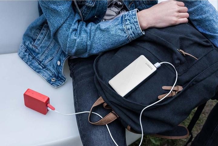 Actual product image Varta Energy (20000 mAh, 15 W, 74 Wh)