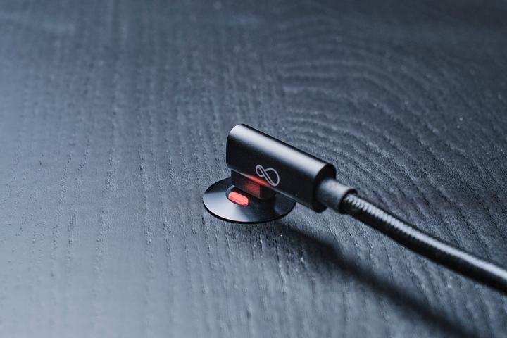 Actual product image Ochno Socket with RGB Button - USB-C outlet w. locking screw 1m cable in Black (1 m, USB 3.2 Gen 2)