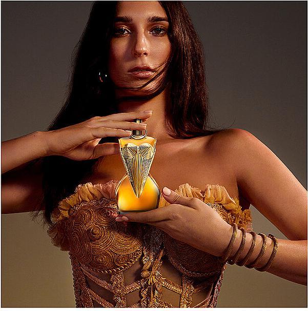 Actual product image Gaultier Divine Le Parfum Intense Refillable (Eau de parfum, 30 ml)