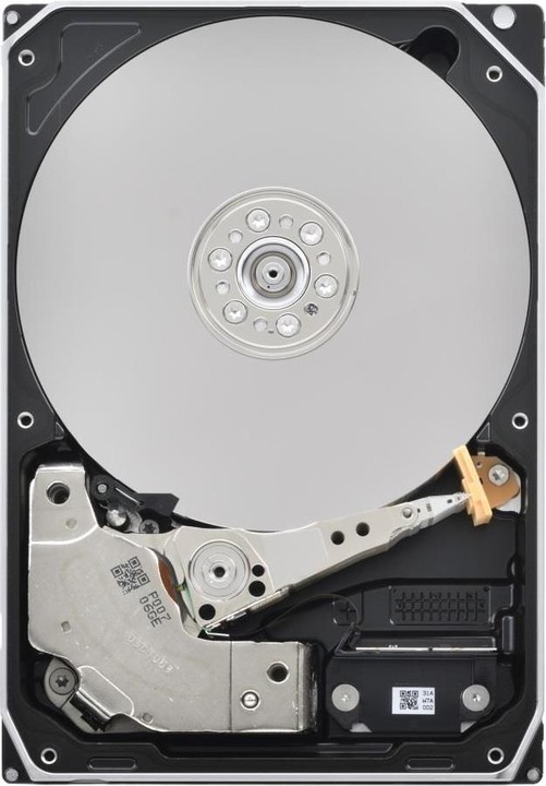 Actual product image Toshiba MG09 (16 TB, 3.5", CMR)