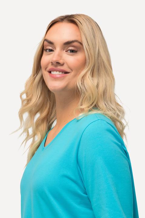 Actual product image Ulla Popken Essential V-Neck Stretch Tee (56)