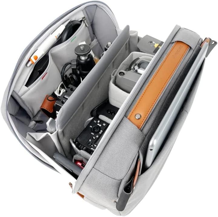 Actual product image Vanguard VEO CITY CB34 GY (Camera shoulder bag, 8 l)