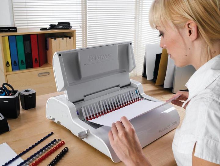 Image du produit Fellowes Pulsar-E 300, Machine électrique à relier les plastiques (Reliure en plastique)