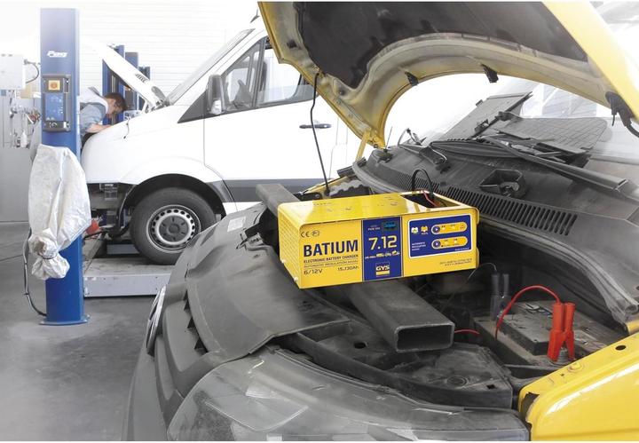 Actual product image GYS Batium 7/12 (12V, 6V, 11 A)