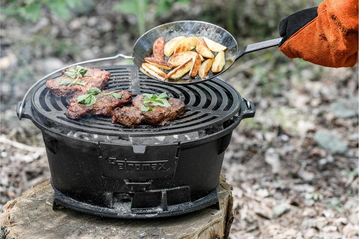 Actual product image Petromax Fire grill Tg3 (42 cm)