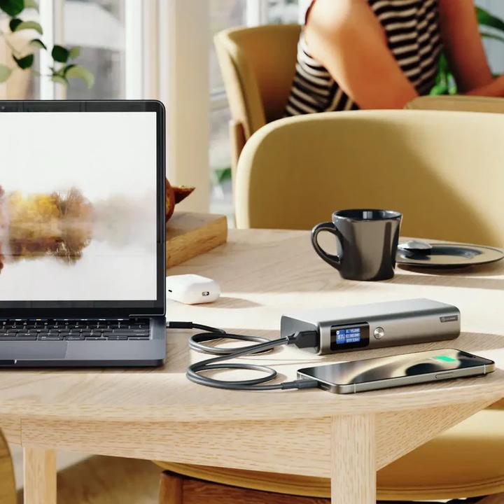 Actual product image Alogic Ruck 20000mAh Power Bank with 130W USB Charging, 20000 mAh, Black, Silver (20000 mAh, 130 W, 74 Wh)