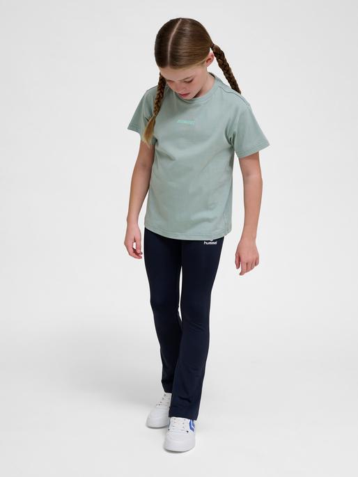 Actual product image hummel hmlELLA T-SHIRT S/S (140)
