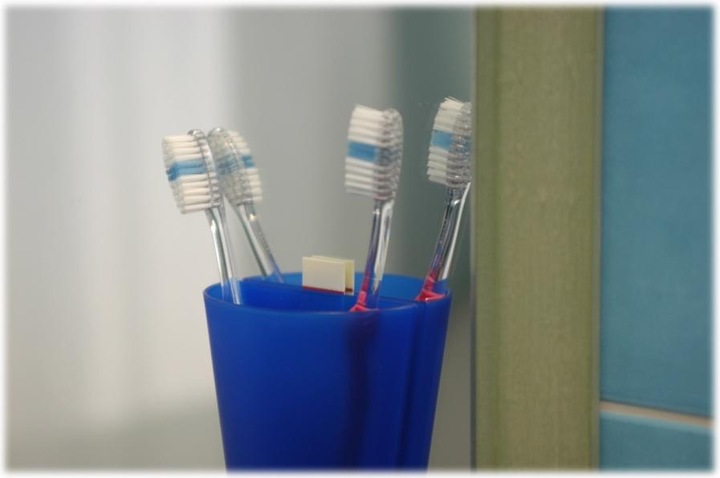 Actual product image tesa Powerstrips SMALL, 1kg holding power, 14x double-sided adhesive strips