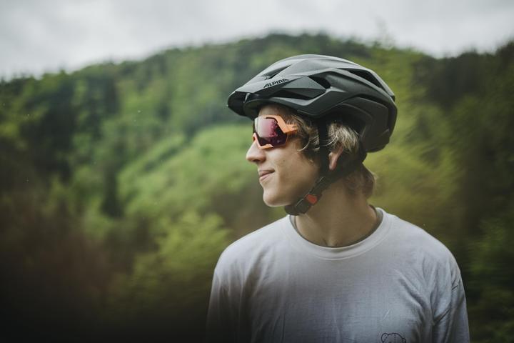 Immagine prodotto ALPINA SPORTS Razzo Q-Lite (Blu fumo opaco, Oro)