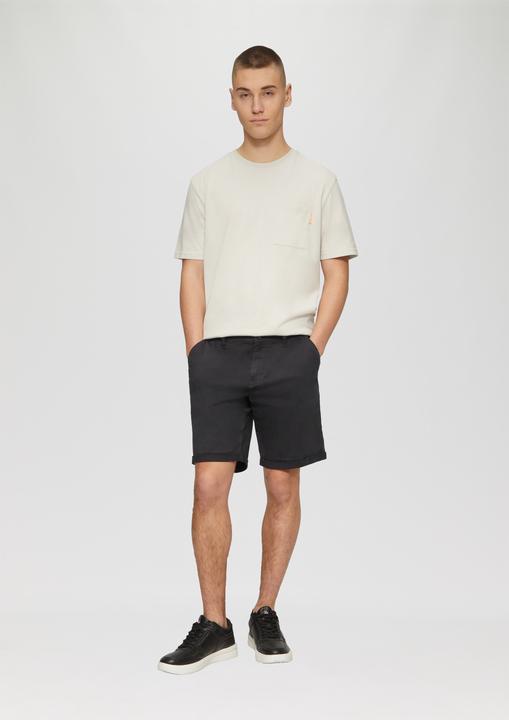 Produktbild S.Oliver Hose Chino-Shorts John aus Baumwollstretch mit fixiertem Turn-up (33)